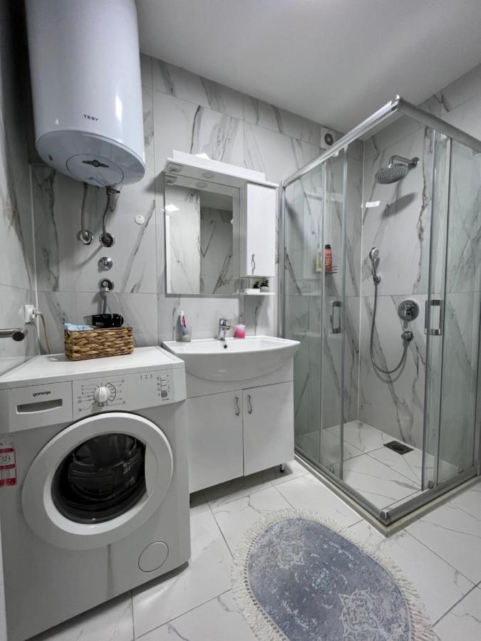 Apartman Ano Lux โนวีปาซาร์ ภายนอก รูปภาพ
