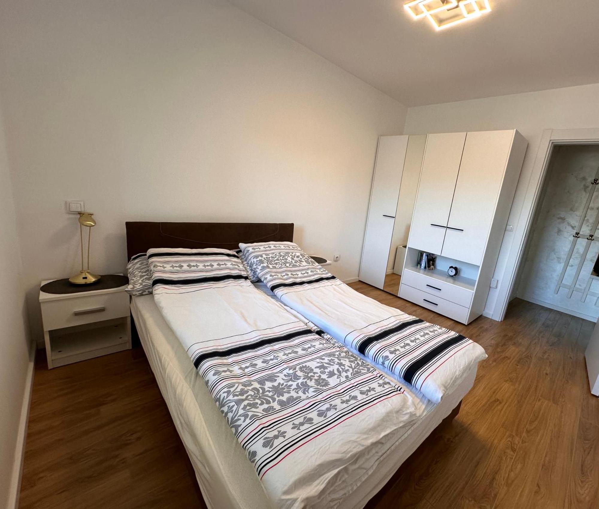 Apartman Ano Lux โนวีปาซาร์ ภายนอก รูปภาพ